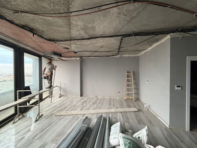 İzmir tadilat uygulama sürecinde iç mekan yenileme çalışması